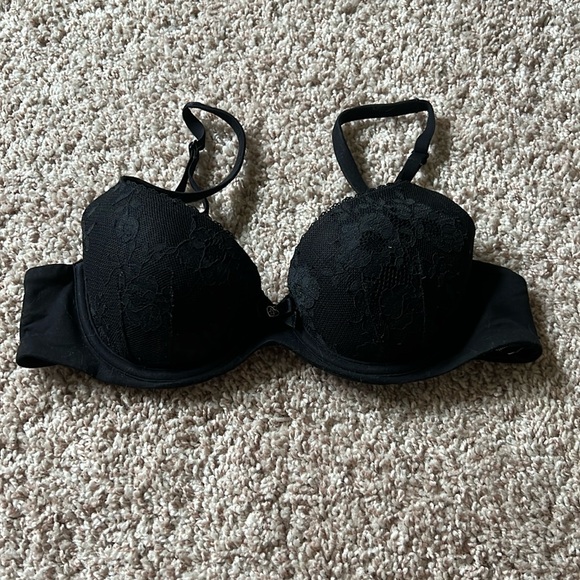 Victorias Secret bra - Picture 1 of 5